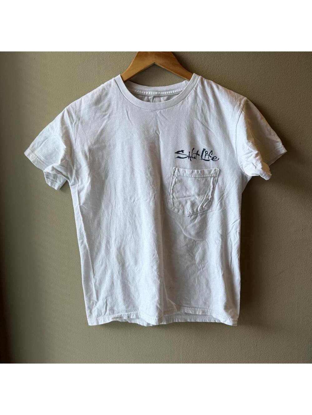 Salt Life Skull & Hooks Coastal Fishing Pocket Tee